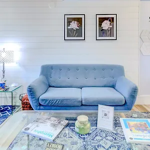 The Moose #3 - Modern Luxe With Free Gated Parking & Wifi Apartment